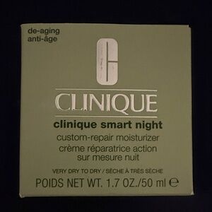 Clinique Smart Night Moisturizer
